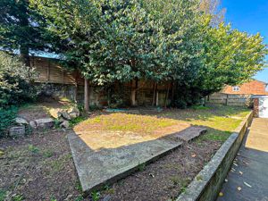 Photo 8- click for photo gallery